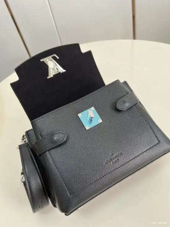 Cheap MINI EVER VUITTON LOCKME LOUIS 0531